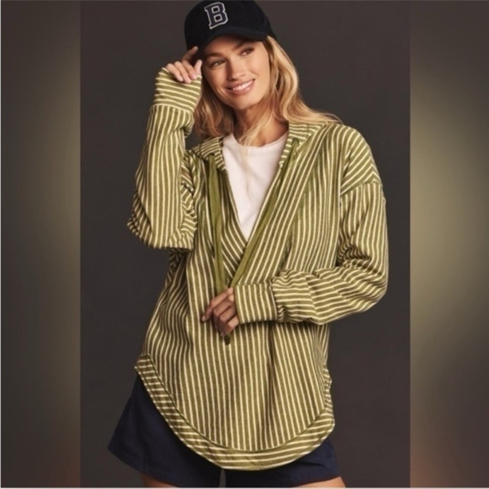 Anthropology Pilcro Wharfside Hooded Sweatshirt
Green white stripes Sz S v-neck